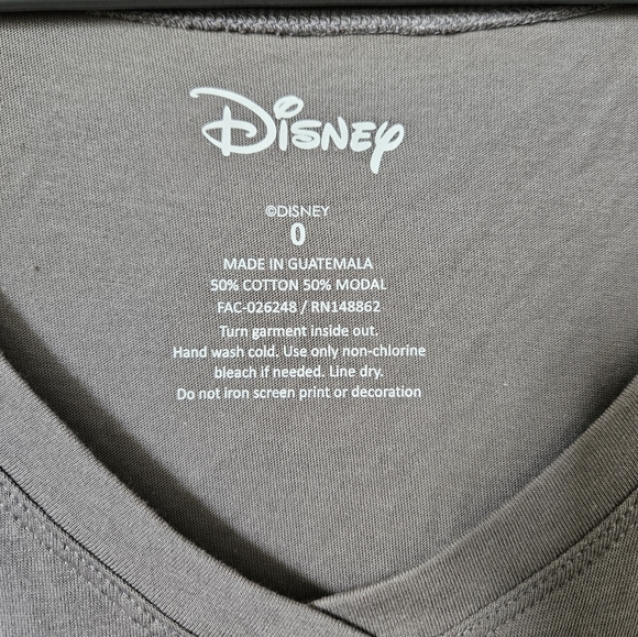 Disney Mickey Mouse VINTAGE Football Grey Top PLUS SIZE 0 TORRID SPORT sleep new - Picture 3 of 9